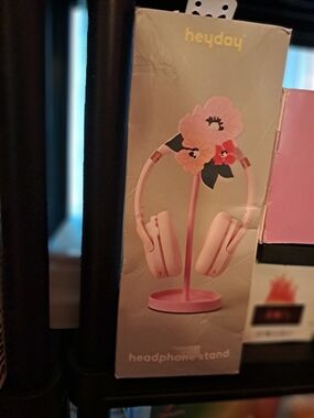 heyday Pink Headphone Stand - Decorative Headset Holder